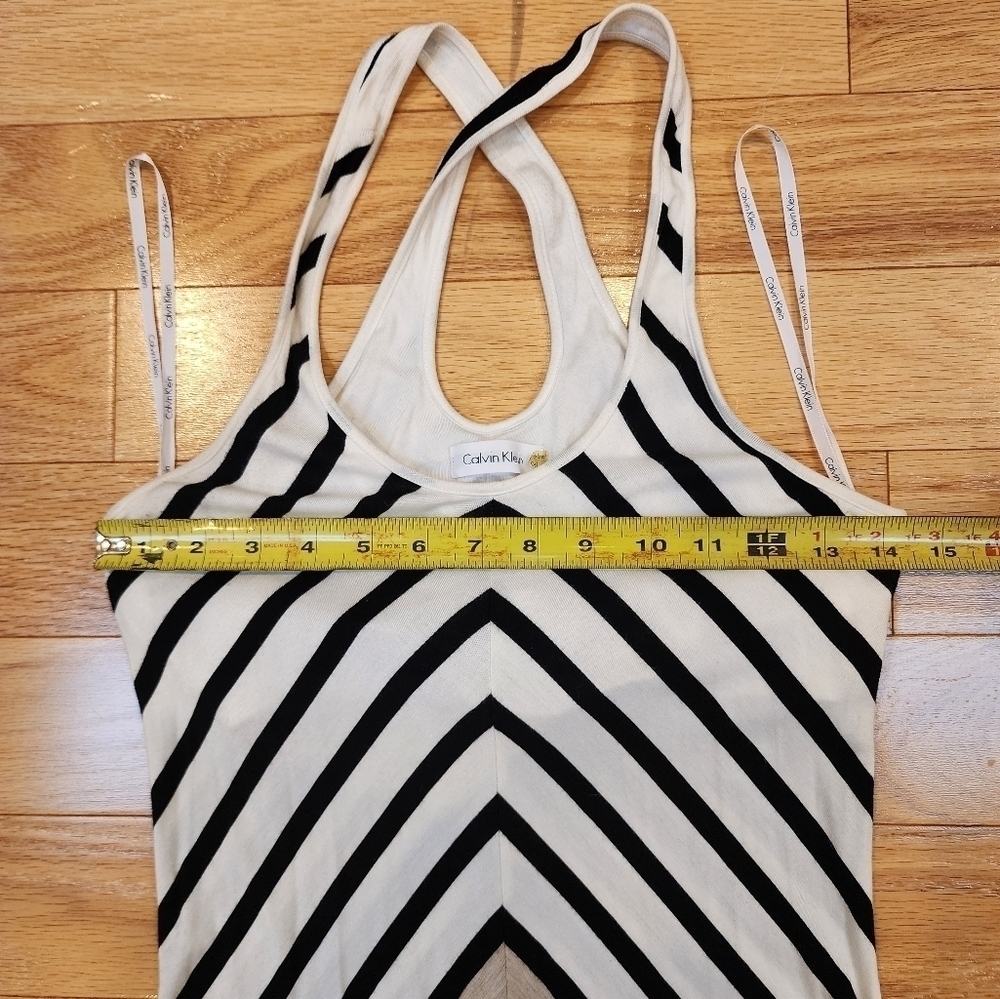 Calvin Klein two-tone, striped, stretchy maxi dress size 4 - Picture 5 of 9